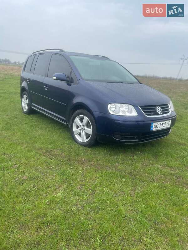 Минивэн Volkswagen Touran 2003 в Луцке фото 4 Минивэн Volkswagen Touran 2003 в Луцке