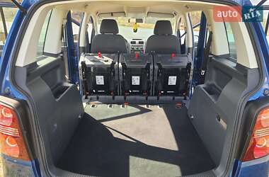 Минивэн Volkswagen Touran 2008 в 