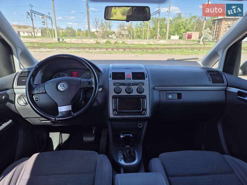Мінівен Volkswagen Touran 2007 в Бердичеві