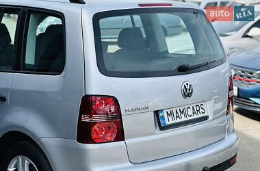 Мінівен Volkswagen Touran 2007 в 