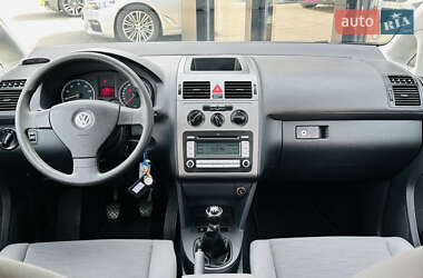 Мінівен Volkswagen Touran 2007 в 
