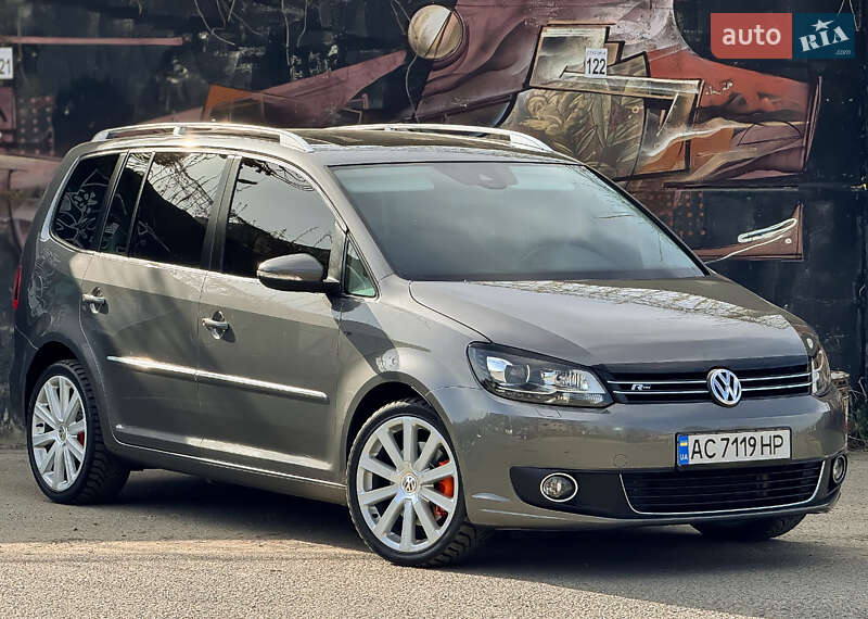 Минивэн Volkswagen Touran 2012 в Луцке