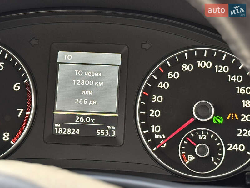 Минивэн Volkswagen Touran 2012 в Луцке