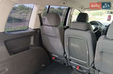 Минивэн Volkswagen Touran 2009 в 