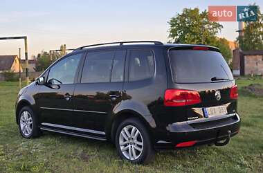 Минивэн Volkswagen Touran 2011 в 