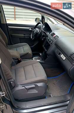 Мінівен Volkswagen Touran 2005 в 