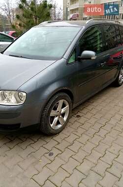 Мінівен Volkswagen Touran 2005 в 