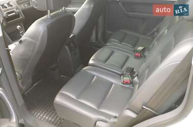 Мінівен Volkswagen Touran 2014 в 