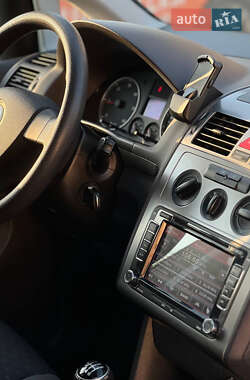 Минивэн Volkswagen Touran 2008 в 