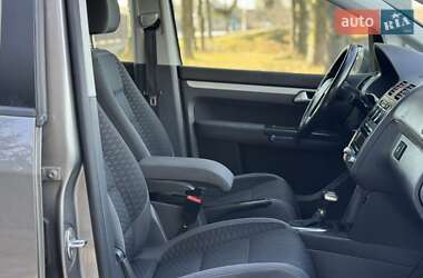 Минивэн Volkswagen Touran 2008 в 