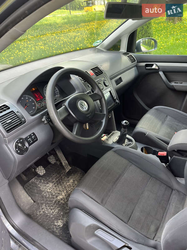 Мінівен Volkswagen Touran 2006 в Львові