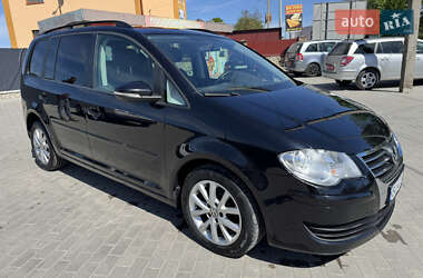 Минивэн Volkswagen Touran 2010 в 