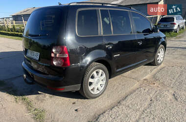 Мінівен Volkswagen Touran 2009 в 