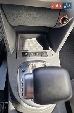 Минивэн Volkswagen Touran 2010 в 