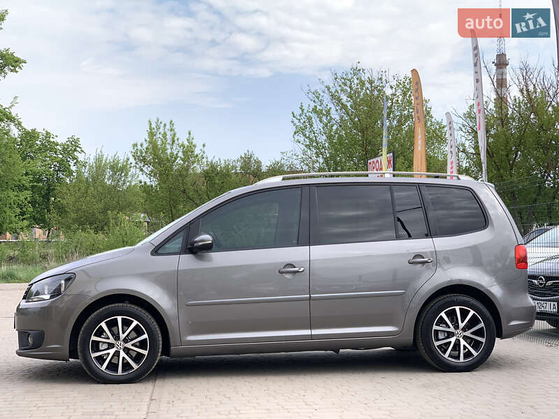 Мінівен Volkswagen Touran 2011 в Бердичеві