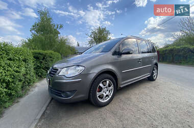 Мінівен Volkswagen Touran 2007 в Києві