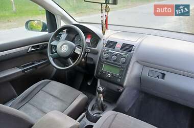 Минивэн Volkswagen Touran 2006 в 