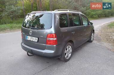Минивэн Volkswagen Touran 2006 в 
