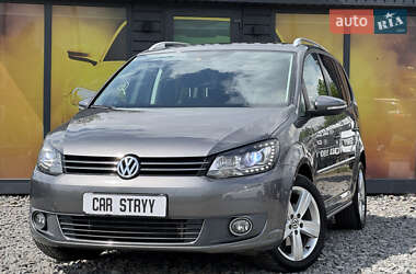 Мінівен Volkswagen Touran 2010 в 