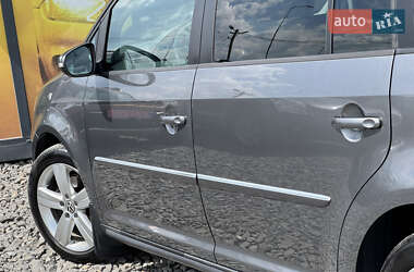 Мінівен Volkswagen Touran 2010 в 