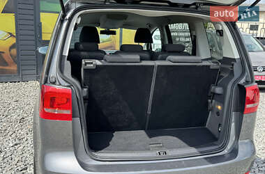 Мінівен Volkswagen Touran 2010 в 