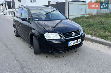 Мінівен Volkswagen Touran 2005 в 