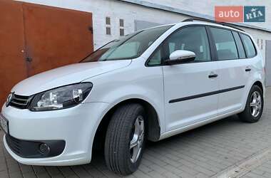 Минивэн Volkswagen Touran 2014 в Луцке