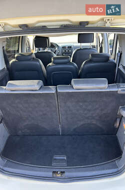Минивэн Volkswagen Touran 2013 в 