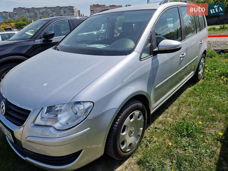 Volkswagen Touran 2010