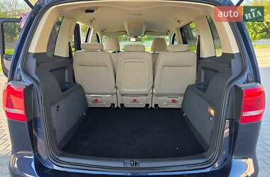 Минивэн Volkswagen Touran 2010 в 