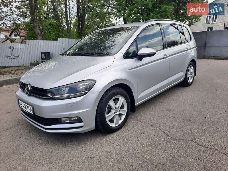 Микровэн Volkswagen Touran 2016 в Виннице