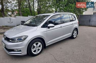 Микровэн Volkswagen Touran 2016 в 