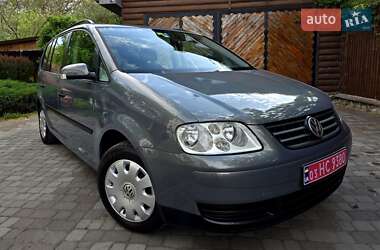 Мінівен Volkswagen Touran 2004 в 