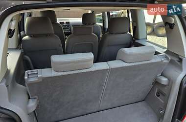 Мінівен Volkswagen Touran 2004 в 