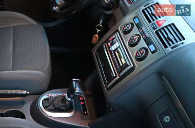 Минивэн Volkswagen Touran 2008 в 