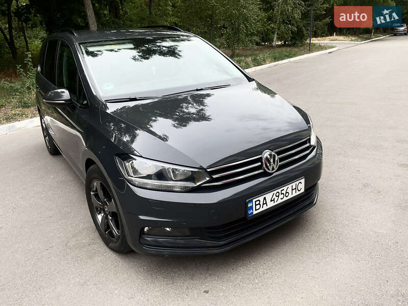 Мікровен Volkswagen Touran 2018 в Кропивницькому