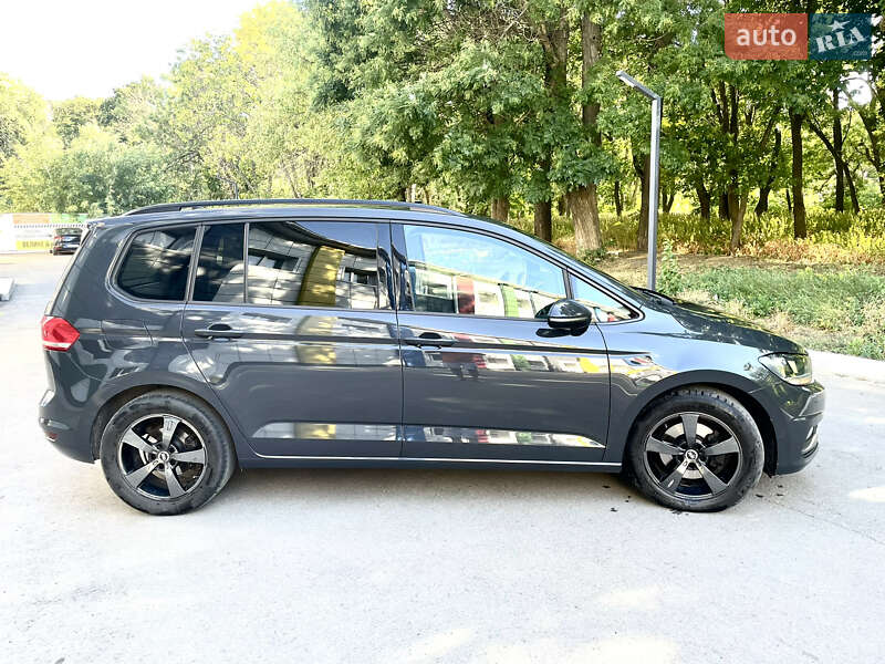 Мікровен Volkswagen Touran 2018 в Кропивницькому