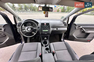 Мінівен Volkswagen Touran 2003 в 