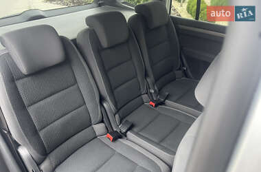 Мінівен Volkswagen Touran 2011 в 
