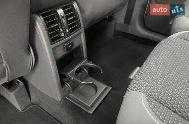 Мінівен Volkswagen Touran 2011 в 