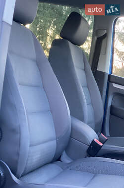 Мінівен Volkswagen Touran 2004 в 