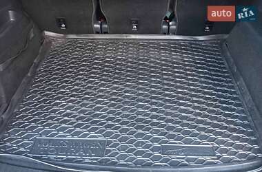Микровэн Volkswagen Touran 2015 в 
