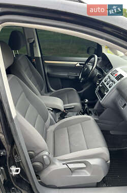 Мінівен Volkswagen Touran 2008 в 