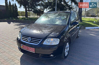 Минивэн Volkswagen Touran 2006 в 