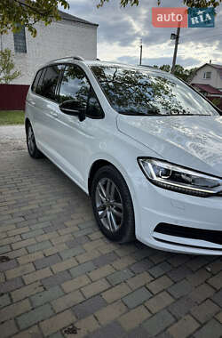 Микровэн Volkswagen Touran 2021 в Шепетовке