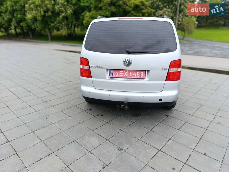 Мінівен Volkswagen Touran 2005 в Світловодську