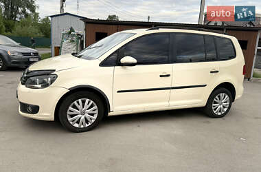 Минивэн Volkswagen Touran 2014 в 