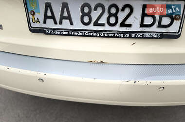 Минивэн Volkswagen Touran 2014 в 