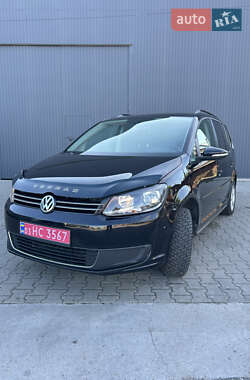 Минивэн Volkswagen Touran 2011 в 