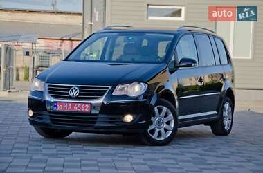 Мінівен Volkswagen Touran 2008 в 